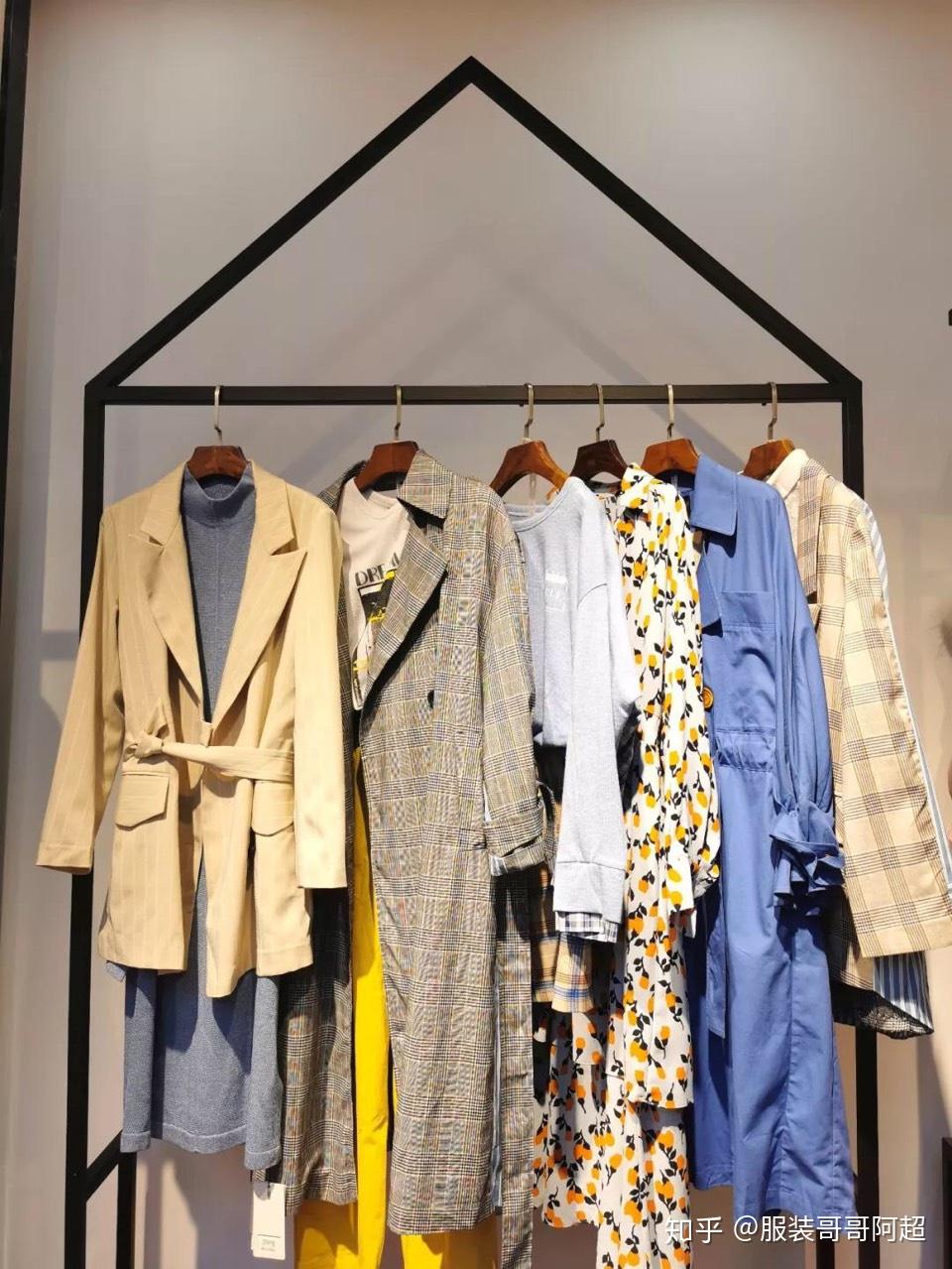 服裝拿貨口語怎么說？最全的服裝批發(fā)市場進貨行話與鞋帽批發(fā)指南